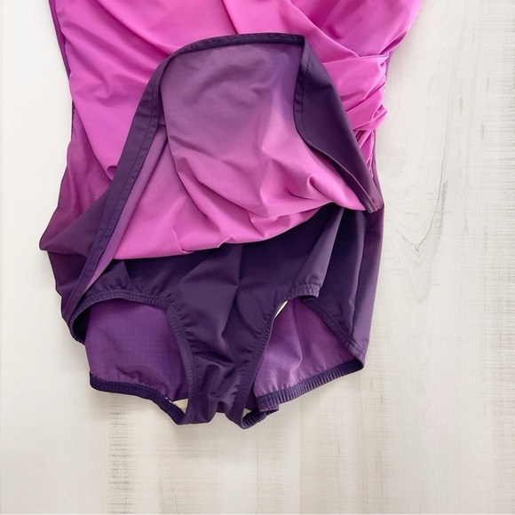 LANDS END womens runched slimming ombré swim suit one piece travel vacation 10 - Picture 3 of 7